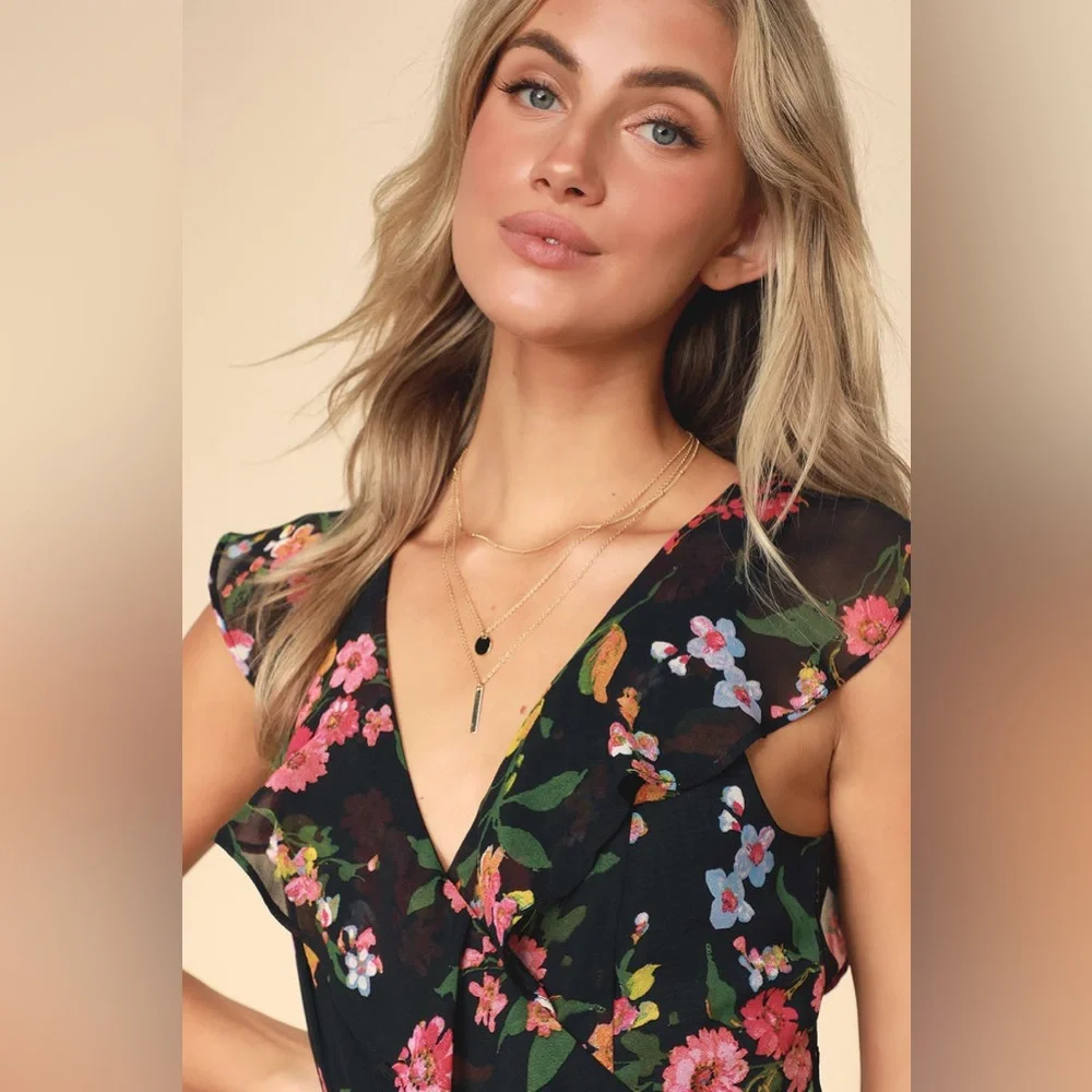 Lulus Blooming Love Black Floral Print Ruffled Jumpsuit Size Small S Current - Picture 4 of 14